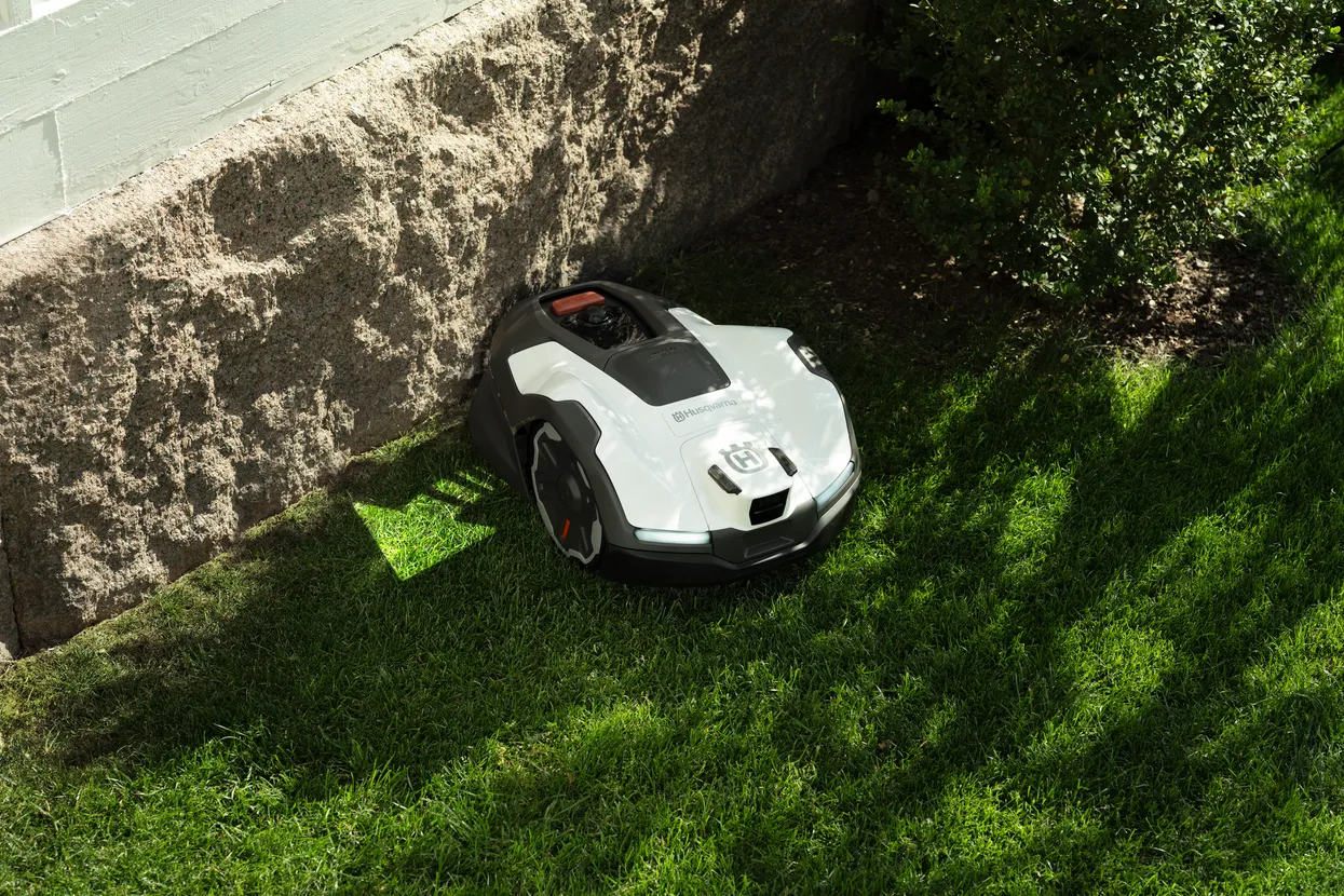 ROBOT HUSQVARNA AUTOMOWER 405 VE NERA 5